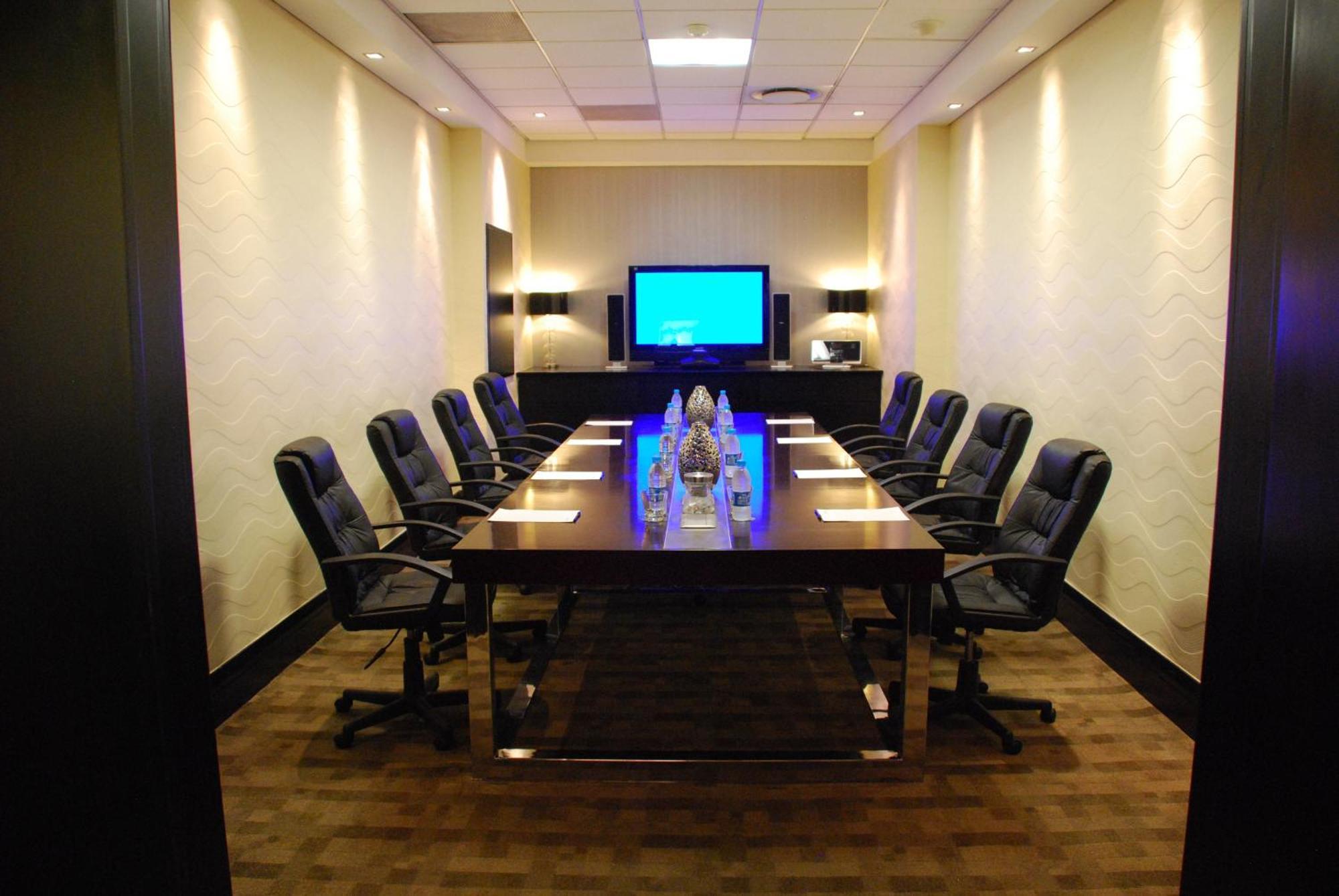 Southern Sun Or Tambo International Airport Kempton Park Zewnętrze zdjęcie Meeting room